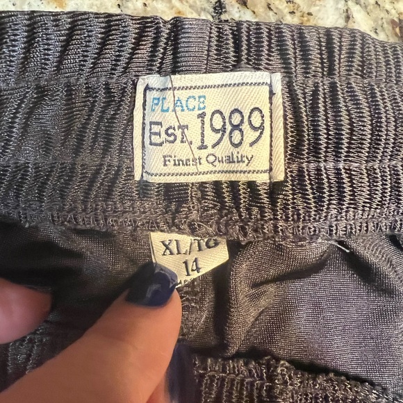 Four pair of athletic shorts - 14/16 - Picture 8 of 10